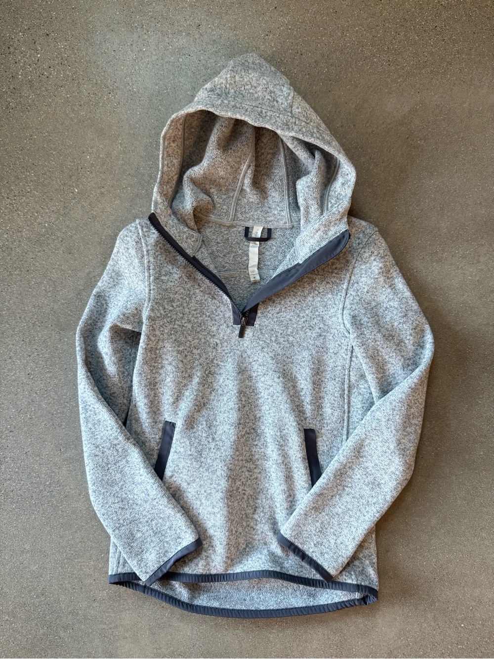 lululemon athletica Light Gray Hooded Quarter-Zip Pullover size 2
